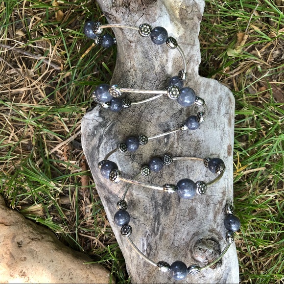 💓10mm Gray Granite Bracelet with Accent Beads💓 - Picture 4 of 5